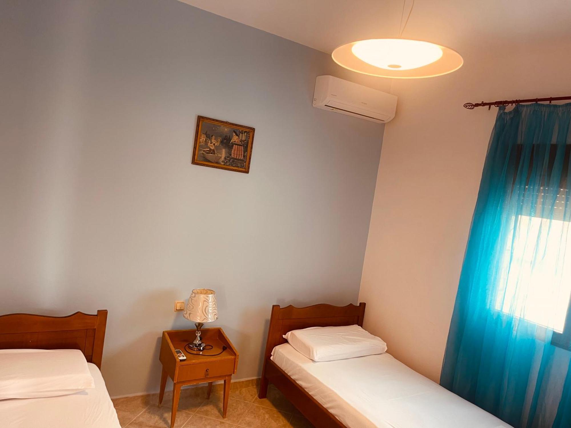 Comfort Guest Rooms Vila Hm Sarandë Exterior foto