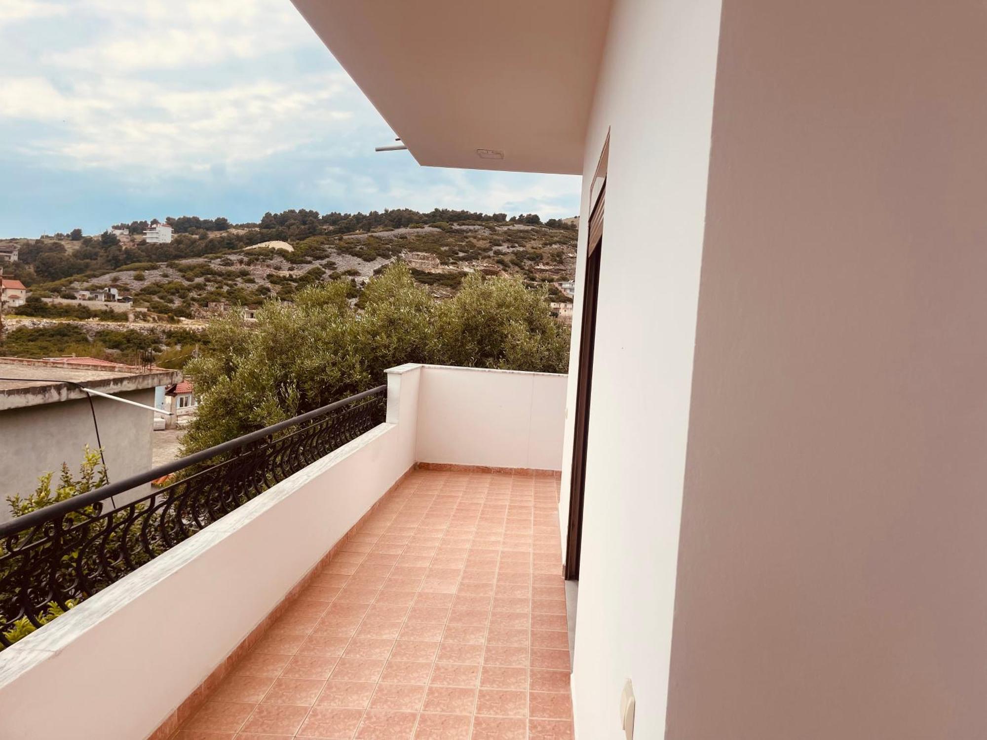 Comfort Guest Rooms Vila Hm Sarandë Exterior foto